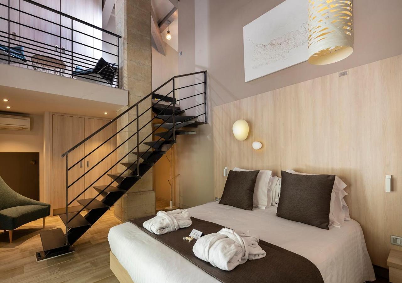 Le Moulin De Valaurie Hotel ภายนอก รูปภาพ